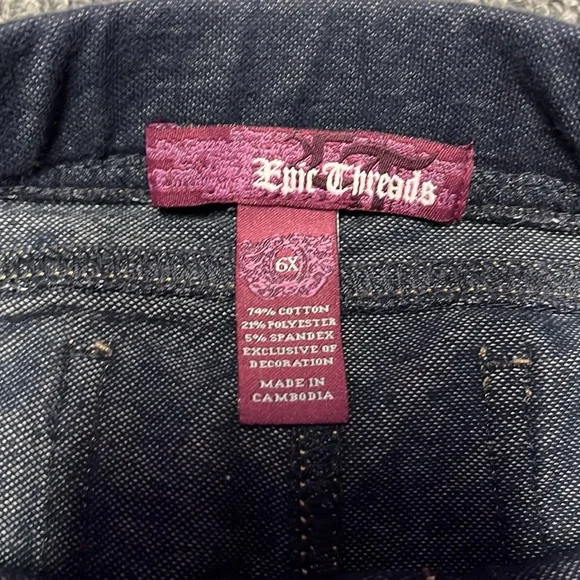 ❤️Epic Threads Girl Shorts - Picture 2 of 3